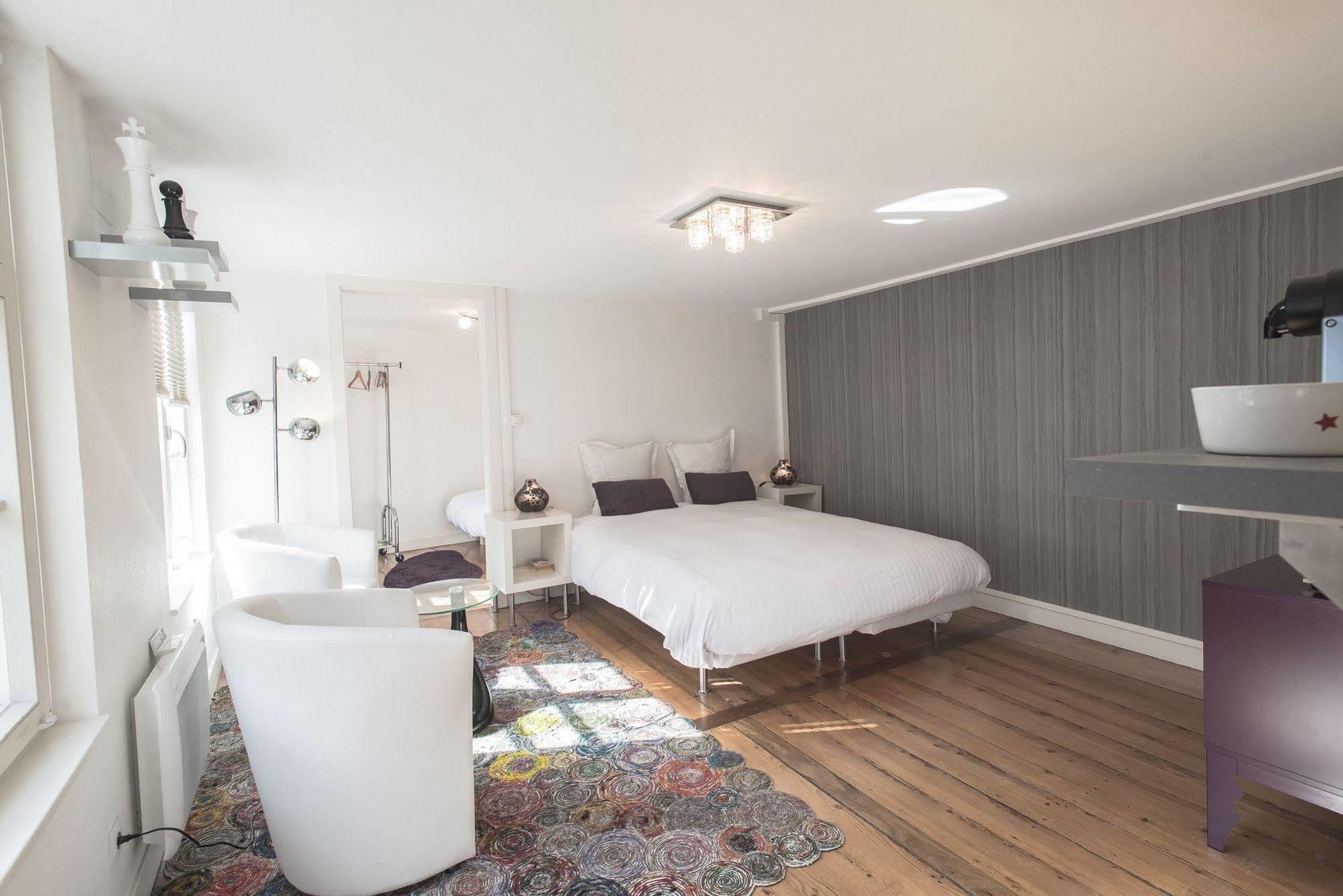 Orfevres Cathedrale Apartment *